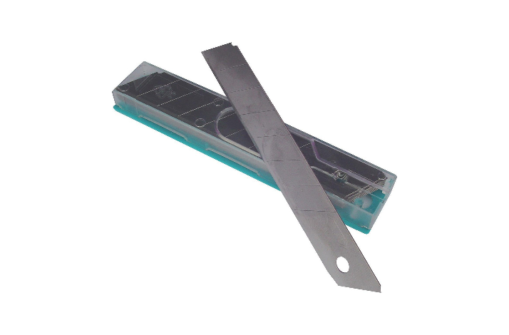 KNIVBLAD AB2 18 MM PK A 10 STK